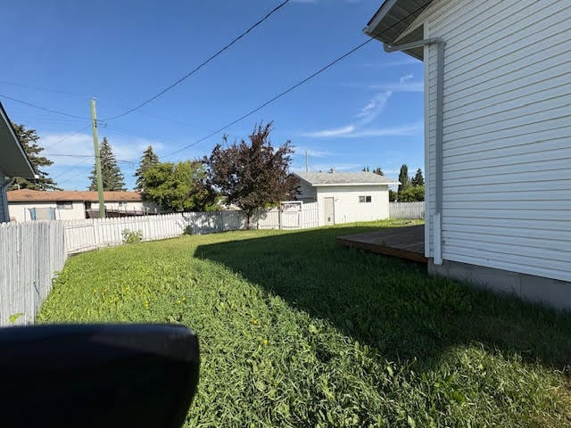 Photo du bâtiment - 10-19 9 Street Close