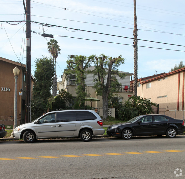 Building Photo - 3118-3120 Rowena St