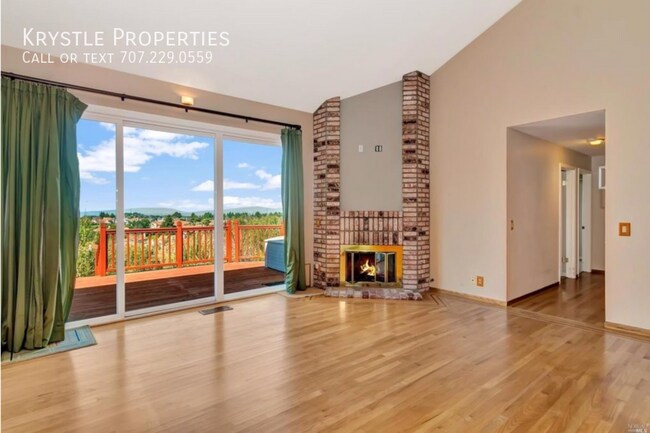 Building Photo - ***Luxury Living with Breathtaking Views a...