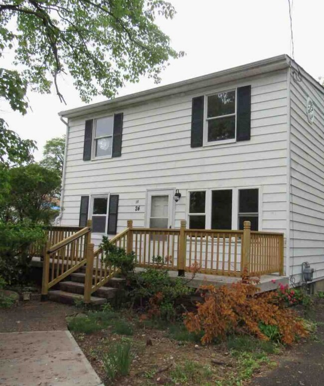 Building Photo - 24 Steinhardt Ave