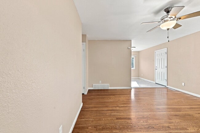 Building Photo - $2,095.95, 5-bed, 2.5-bathroom located in Colorado Springs with a fenced backyard.