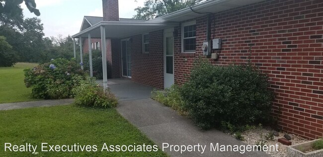 Foto del edificio - 3 br, 2 bath House - 3142 Hinds Creek Road