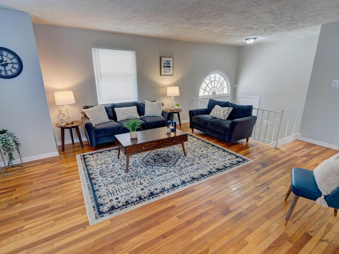 Foto principal - 1252 Goldenrod Dr