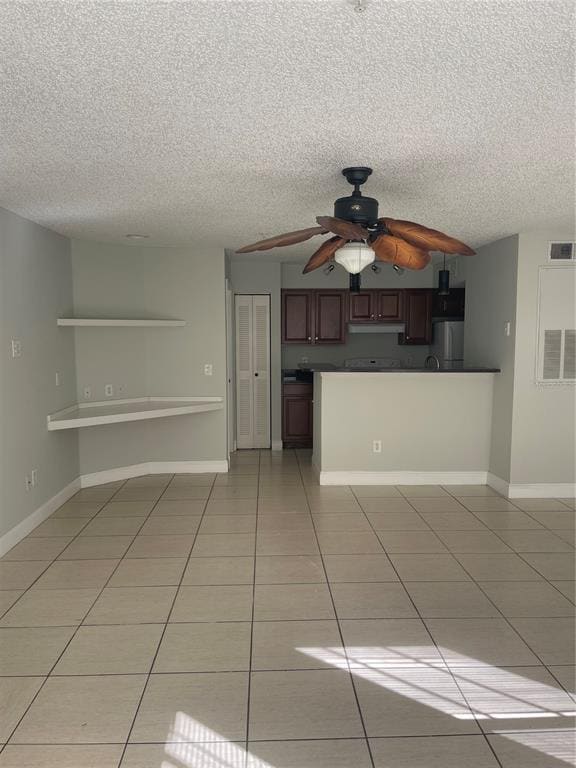 Foto del edificio - 2214 Grand Cayman Ct