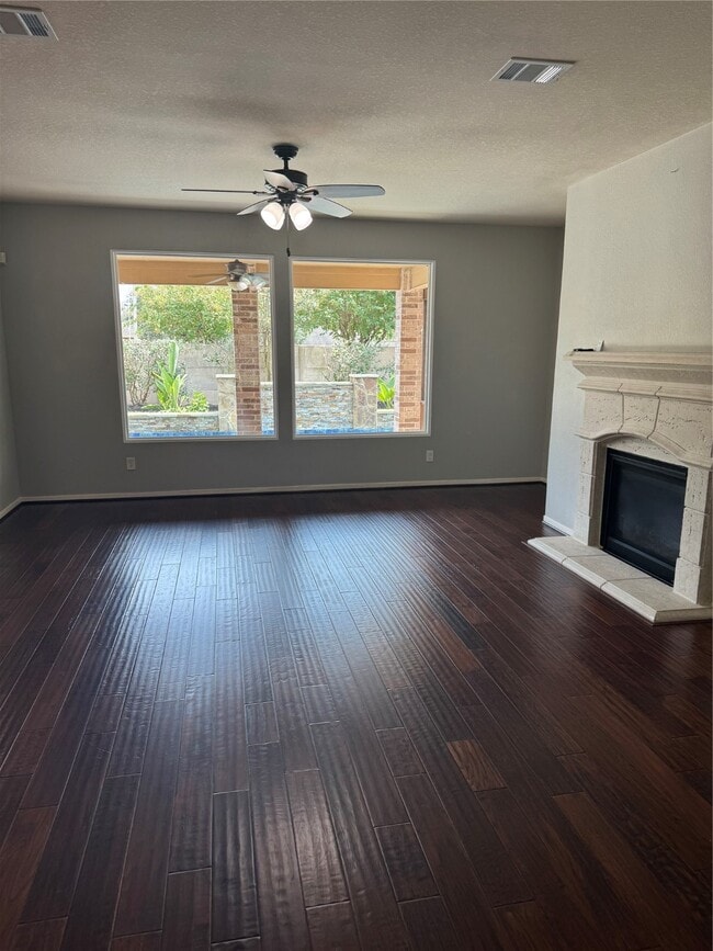 Foto del edificio - 2957 Autumn Brook Ln