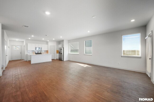 Building Photo - 210 Big Cypress Byu Rd