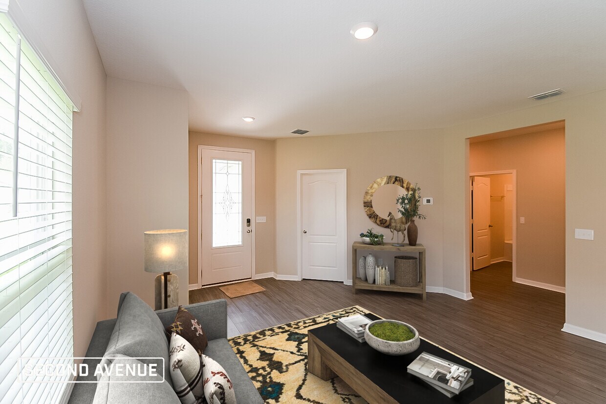 Foto principal - 457 Falcon Ridge Rd