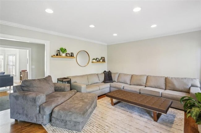 Foto del edificio - 3873 Roswell Rd NE