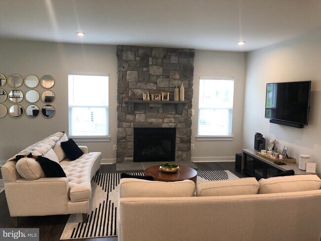 Foto del edificio - 6821 Northbourne Ct