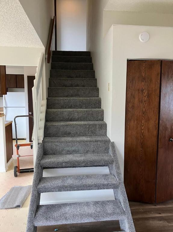 Building Photo - 2 bedroom in SPRINGFIELD OR 97477