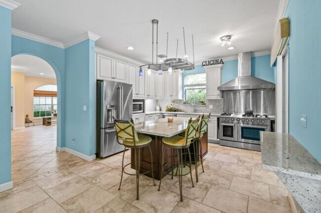 Foto del edificio - 4576 Thornwood Cir