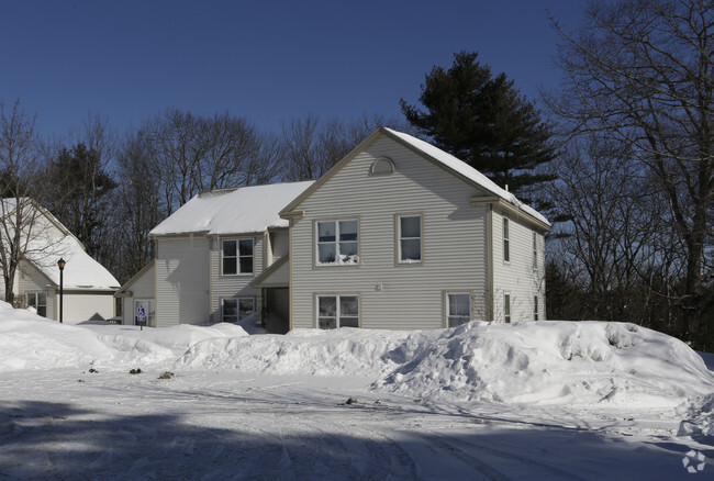 Building Photo - Quarry Ridge Apartments