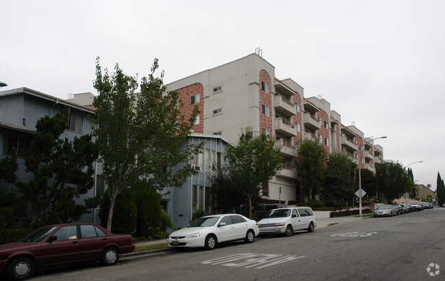 Building Photo - Reno Towers Apartments