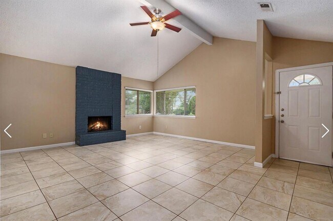 Building Photo - 4806 Maurita Dr