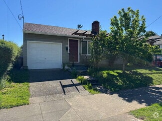 Building Photo - 5924 N Denver Ave