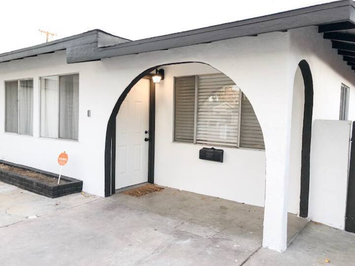 Primary Photo - 416 Lightcap St