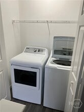 Building Photo - 56 Ashleigh Ln