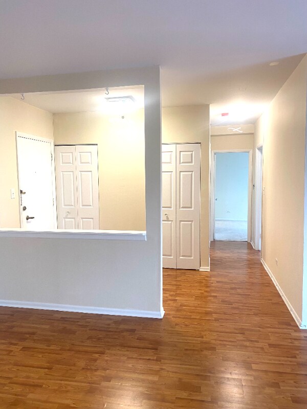 Foto del edificio - 290 N Westgate Rd