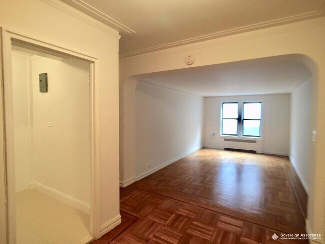 Building Photo - 600 West 218th Street