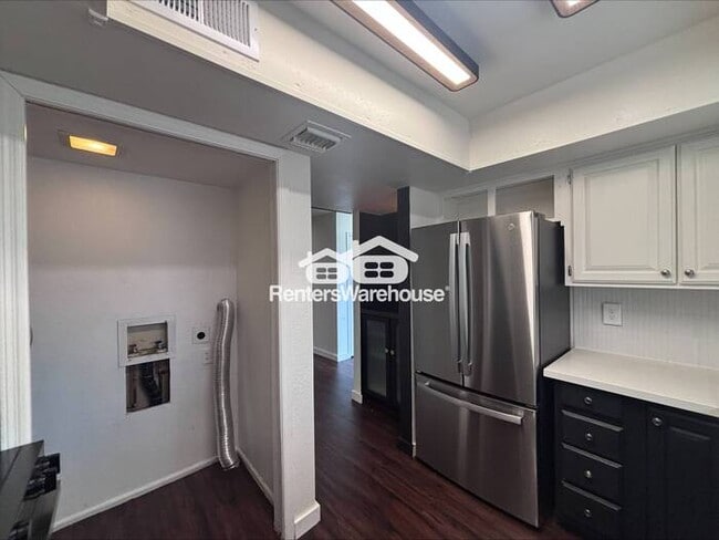 Foto del edificio - Ideal 2 Br 2 Ba Condo Near the 51 and Greenway in North Phoenix