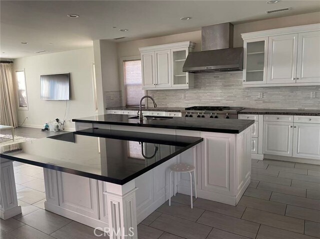 Foto del edificio - 2584 E Temblor Ranch Dr