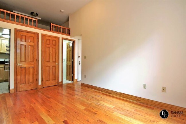 Building Photo - 103 West 73rd Street
