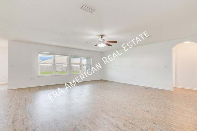 Foto del edificio - 4907 Kensington Ln