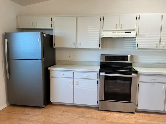 Foto del edificio - 5821 Taywood Dr