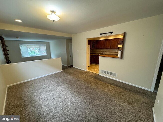 Building Photo - 621 Burmont Rd