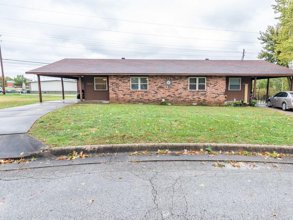 1310 Royal Dr, Bentonville, AR 72712 Townhouse for Rent in