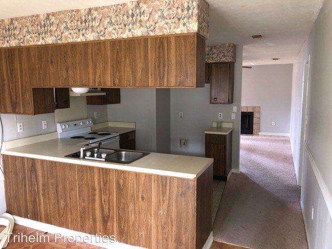 Building Photo - 2 br, 1.5 bath House - 118 B Fairfax Circle