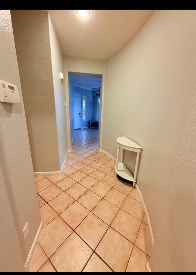 Foto del edificio - 108 Thelen Ct