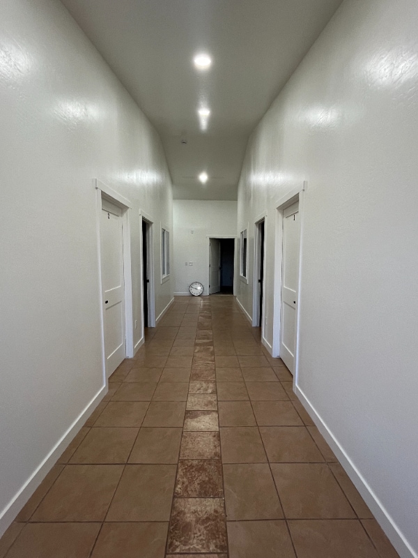 Building Photo - 627 W Snowflake Blvd