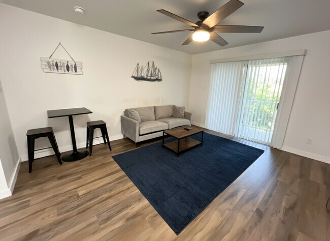 Foto del edificio - 4015 W 7th St