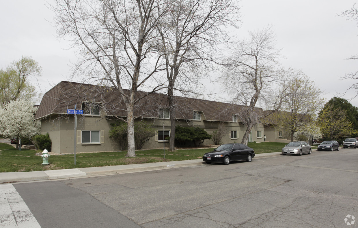 Building Photo - 2600 9th Street Apartments