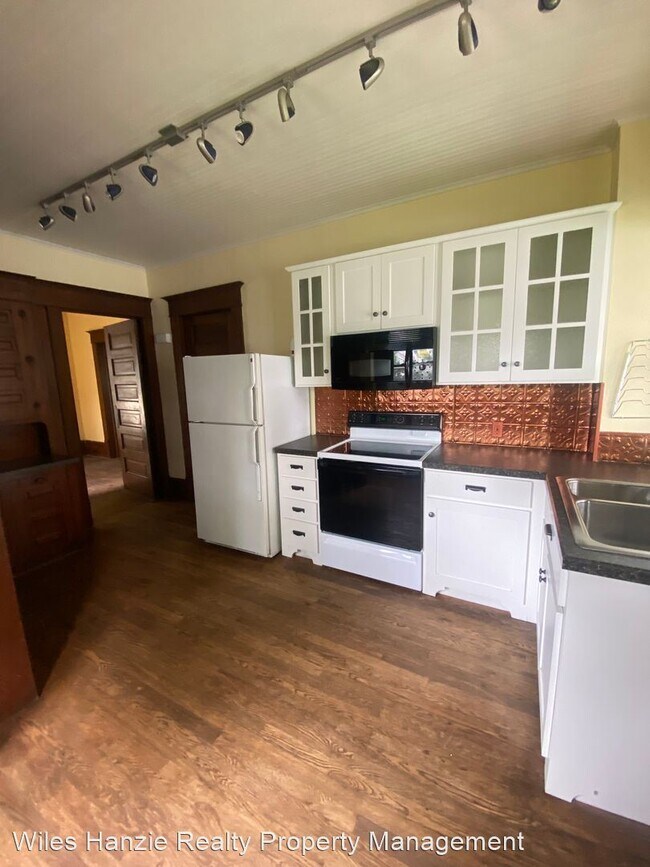 Building Photo - 3 br, 2 bath House - 149 Sterling Ave