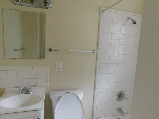 Bathroom - 1204 Bundrant Dr