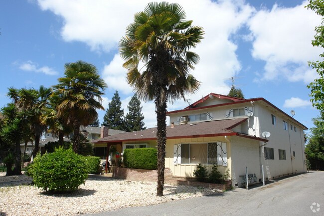 Building Photo - 2991 Neet Ave