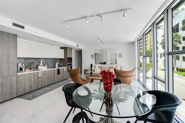 Foto del edificio - 2900 NE 7th Ave