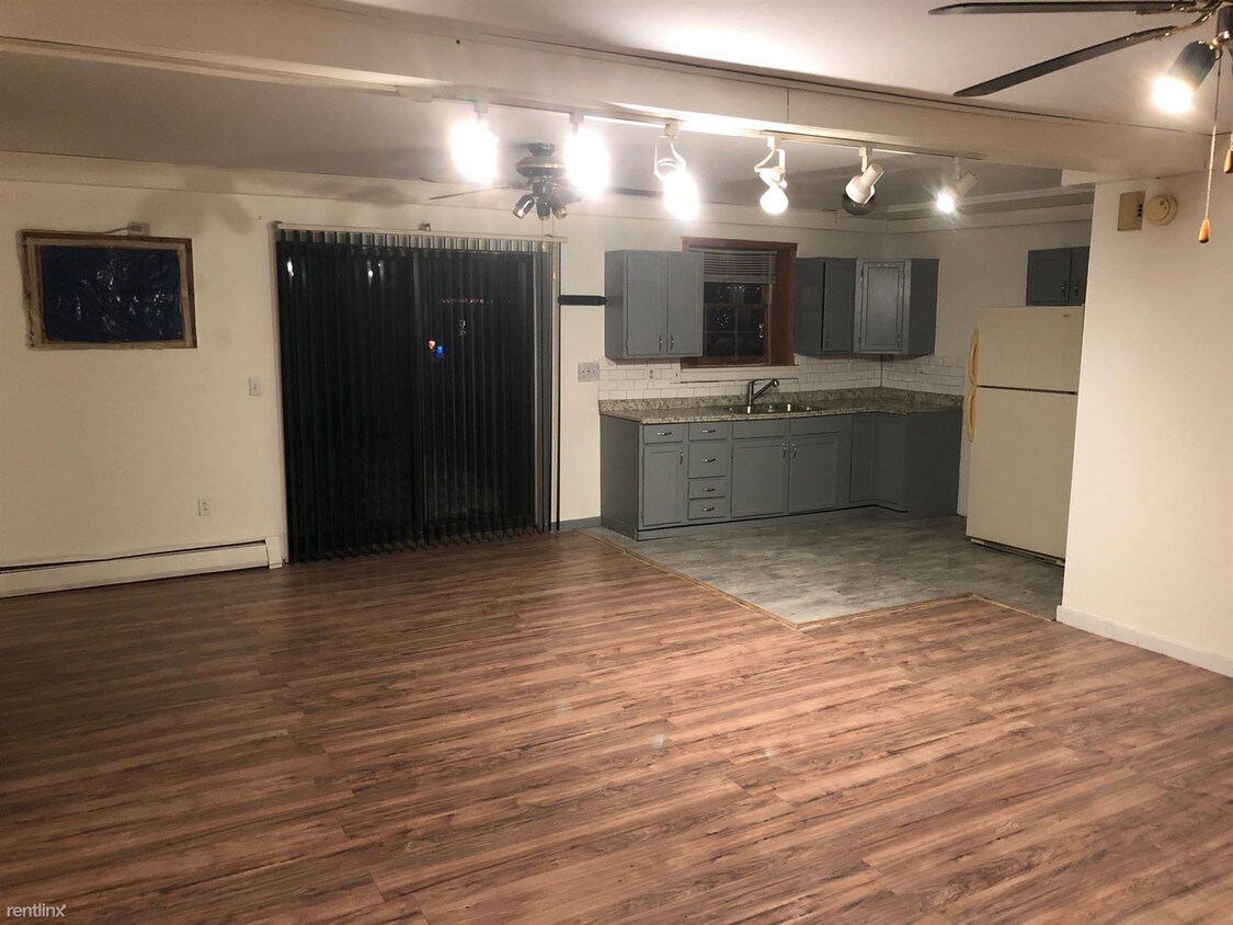 Primary Photo - 2 br, 2 bath Apartment - 7 Perry Hl