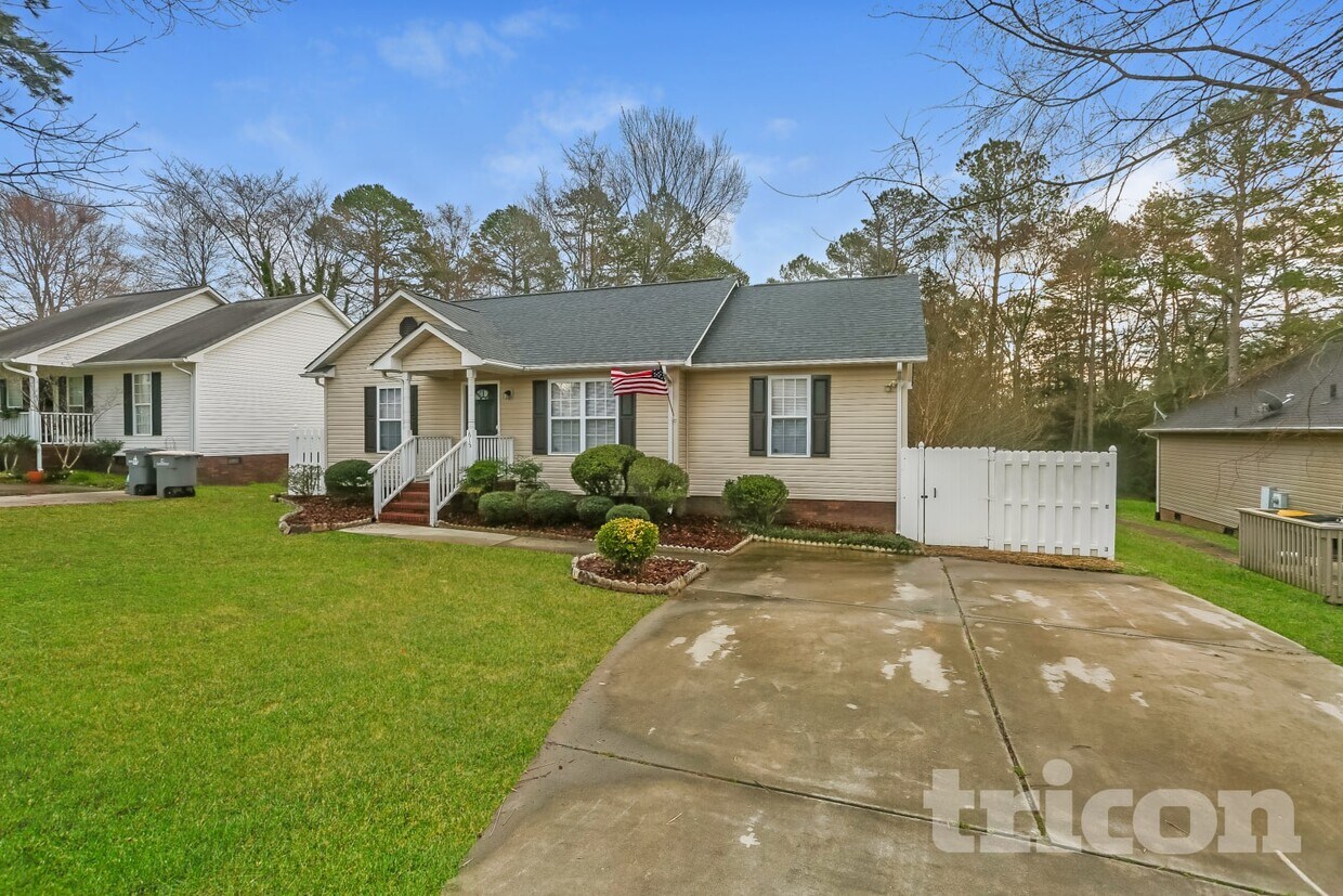 Foto principal - 615 Flicker St