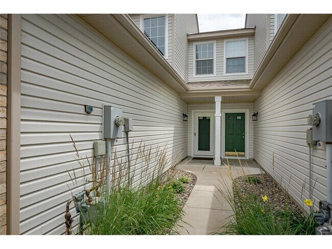 Building Photo - 16767 39th Ave N