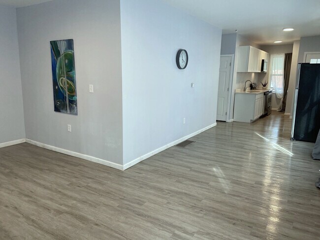 living room with dining room - 435 Westmoreland Ave