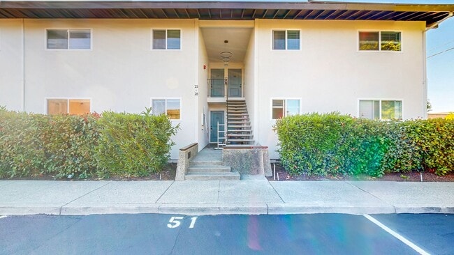 Foto del edificio - Sonoma Park Apartments Presents Newly Remodeled 2BR/1BA