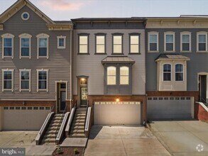Building Photo - 422 Indigo Way