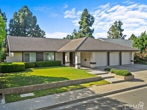 Building Photo - 19011 Glenmont Terrace