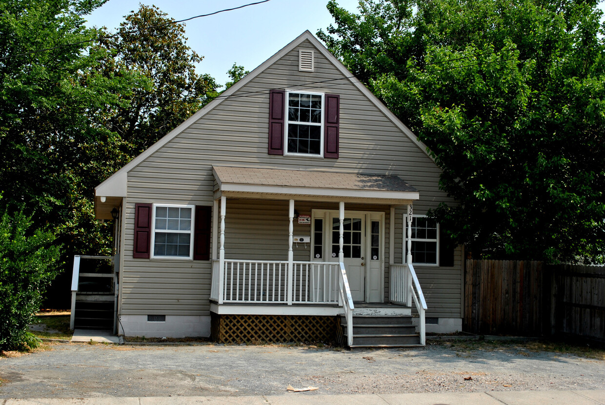 Primary Photo - Adorable Bungalow with Extensive Features