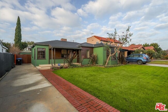 Building Photo - 2587 S Westgate Ave