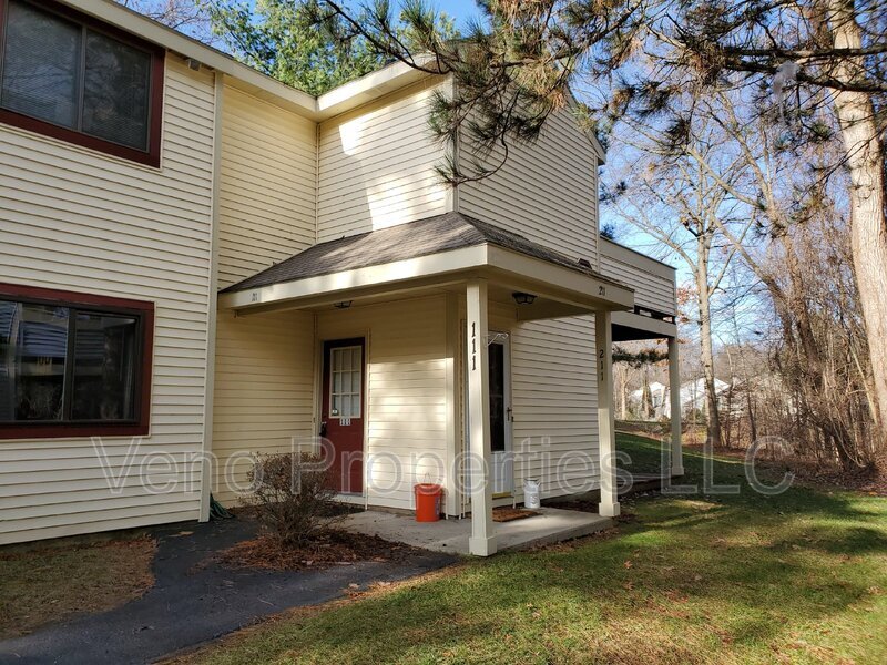 111 Yorktown Dr, Clifton Park, NY 12065 Condo for Rent in Clifton