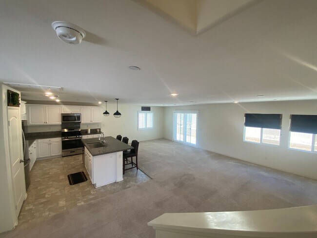 Building Photo - Home in the Meadow Creek Community for Lease